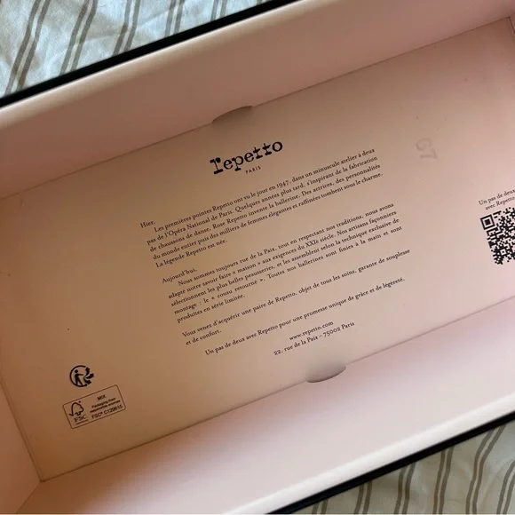 Repetto Women's Red Ballet Flats, 38 - Picture 5 of 8